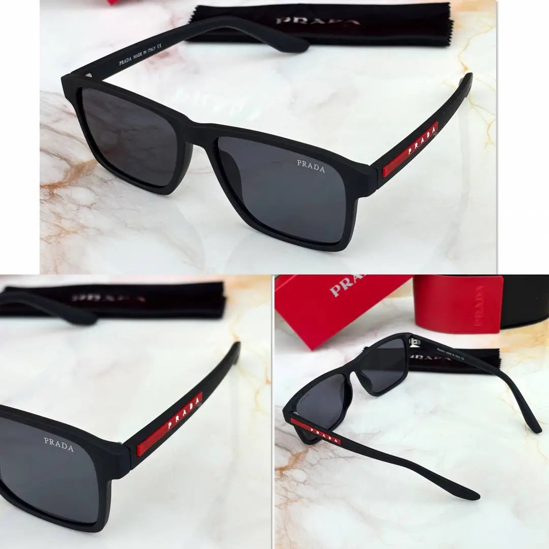 _Prada_4537_