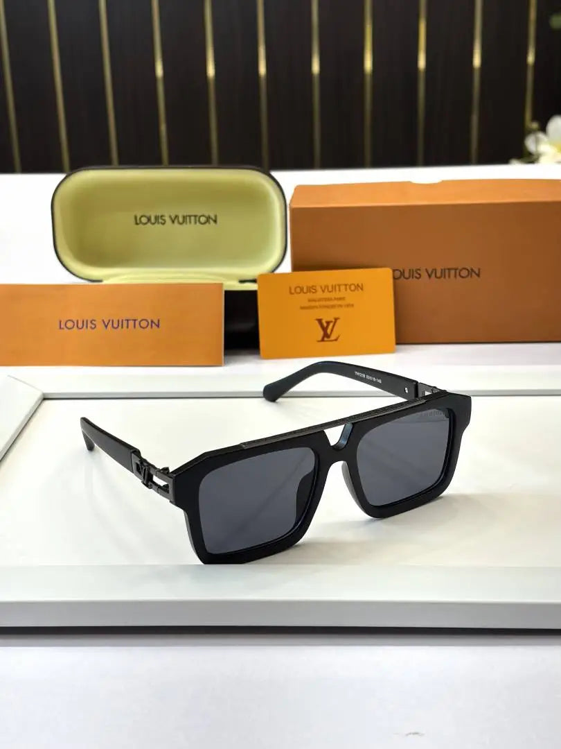 _Louis_vuitton_YH121_black_