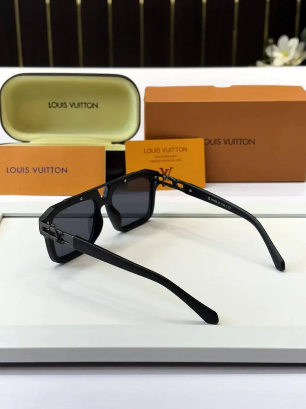 _Louis_vuitton_YH121_black_