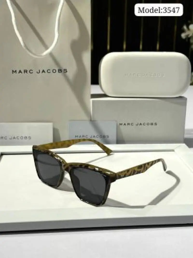 _Marc_jacobs_3547_