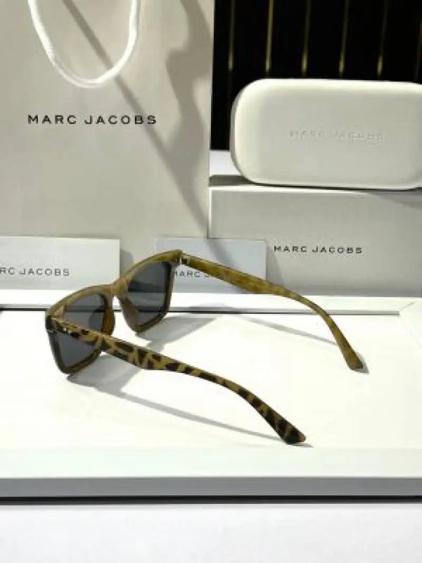 _Marc_jacobs_3547_