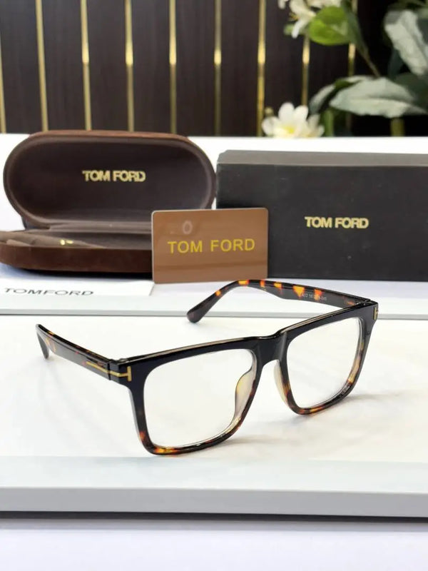 _Tom_ford_12_frame