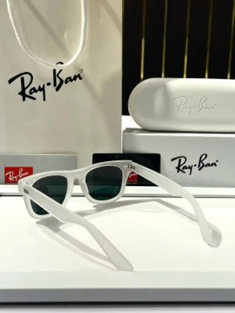 _Rayban_2140_white_green