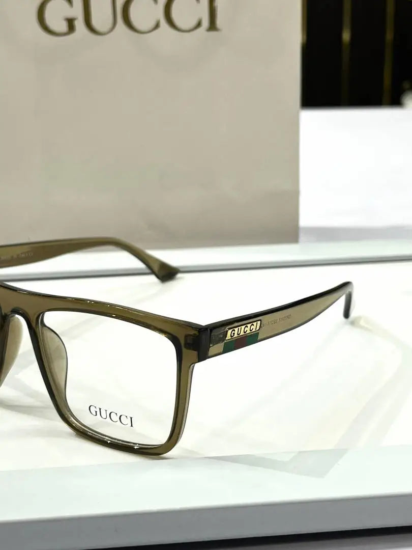 _Gucci_23117_frame
