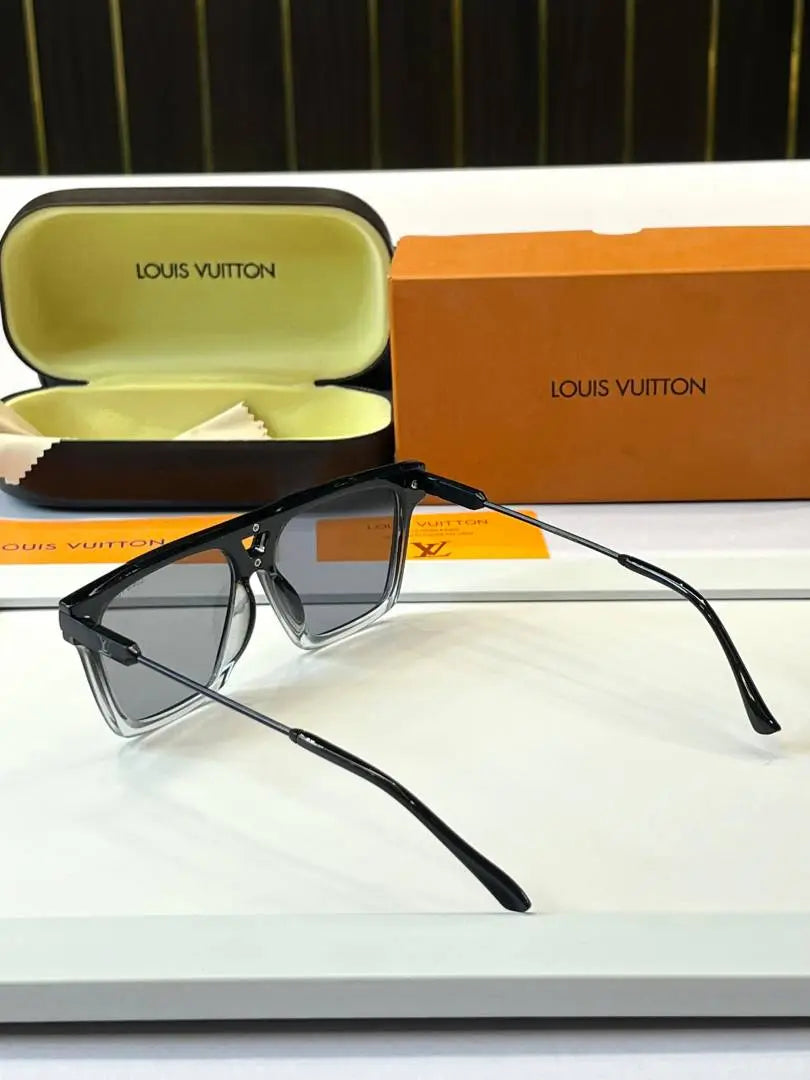 _Louis_vuitton_1230_