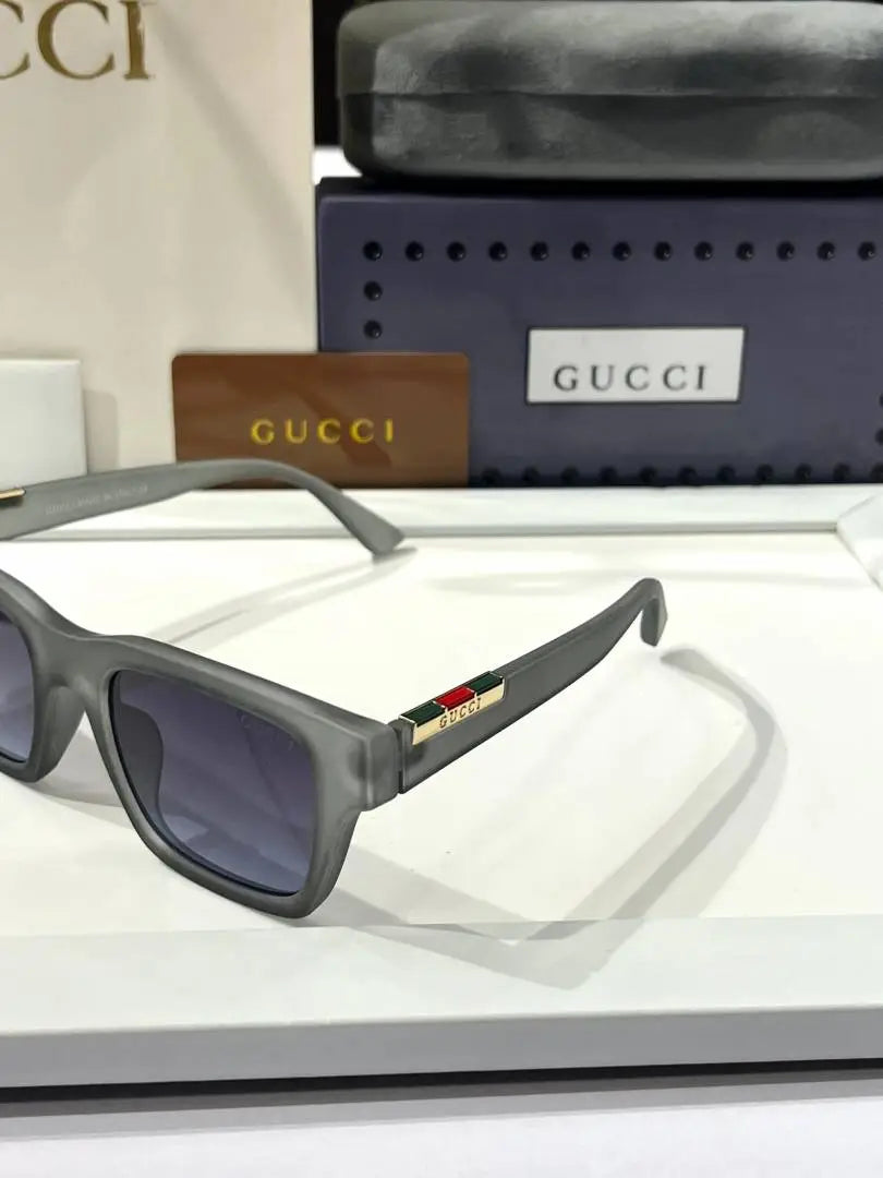 _Gucci_GG_1862_