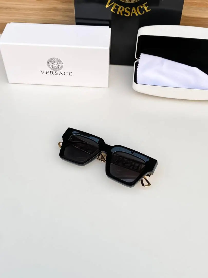 _Versace_602_