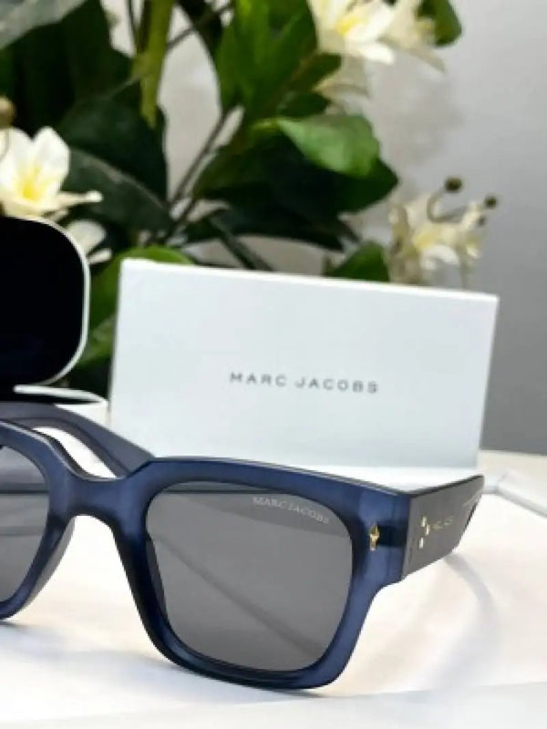 _Marc_jacobs_M1126_