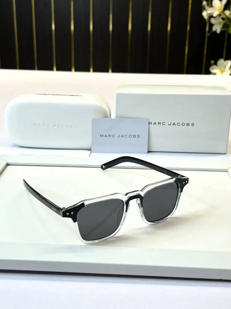 _Marc_jacobs_517_