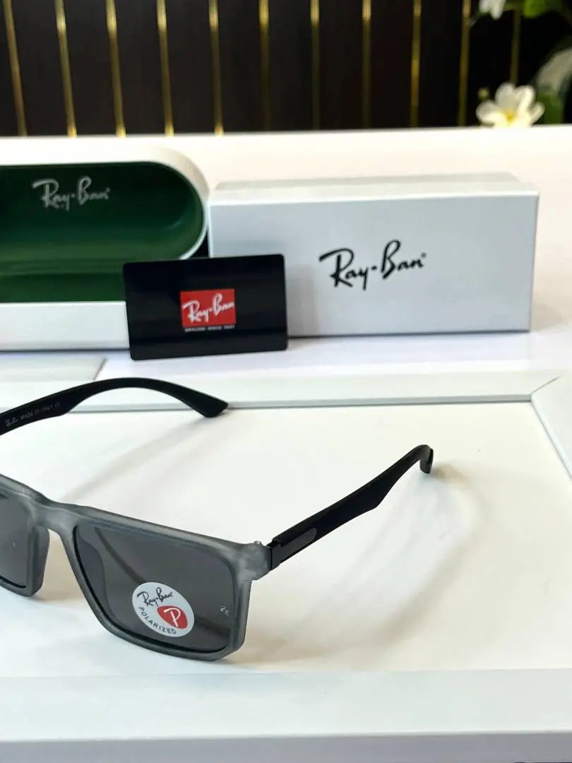 _Rayban_8375_