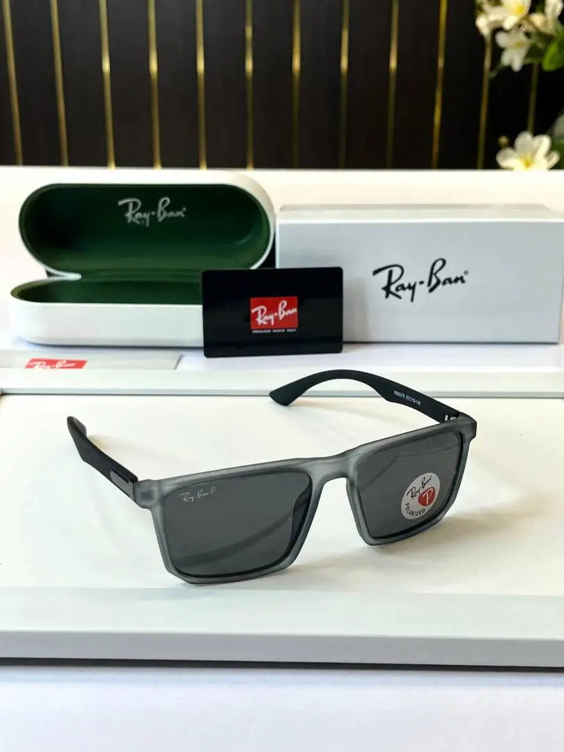 _Rayban_8375_