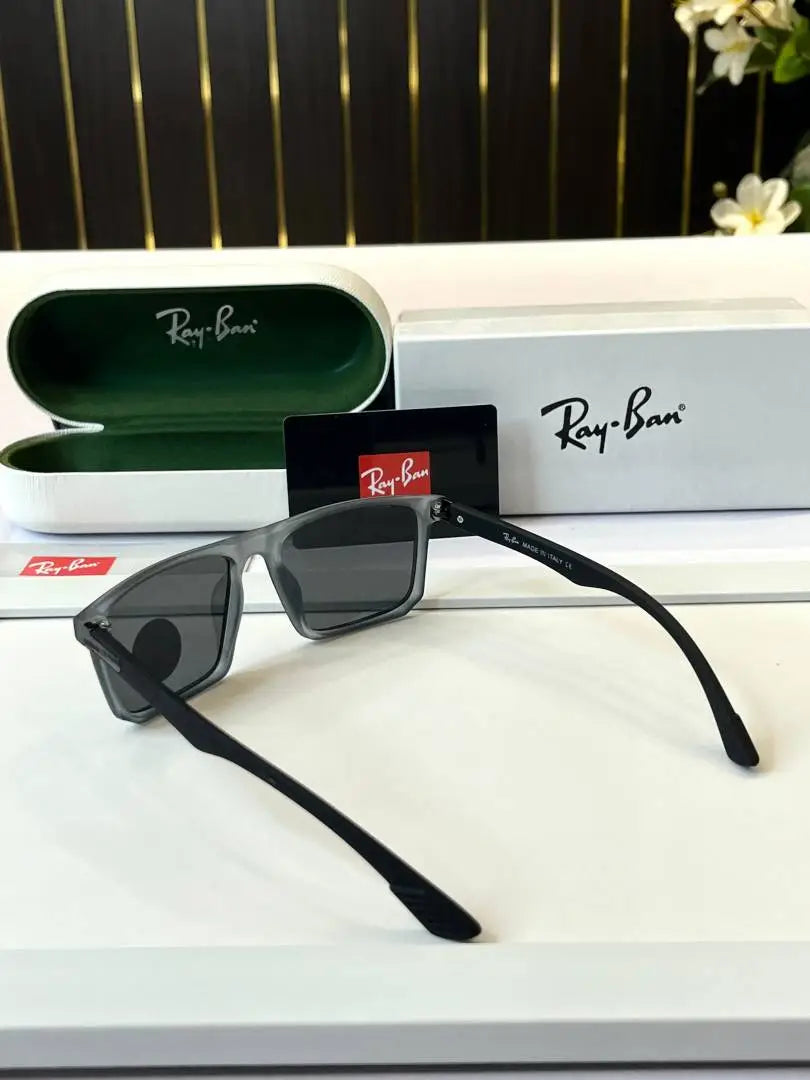 _Rayban_8375_