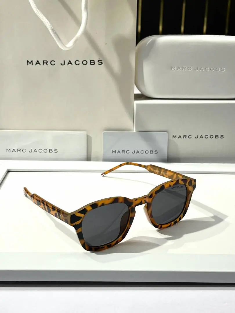 _Marc_jacobs_3317_