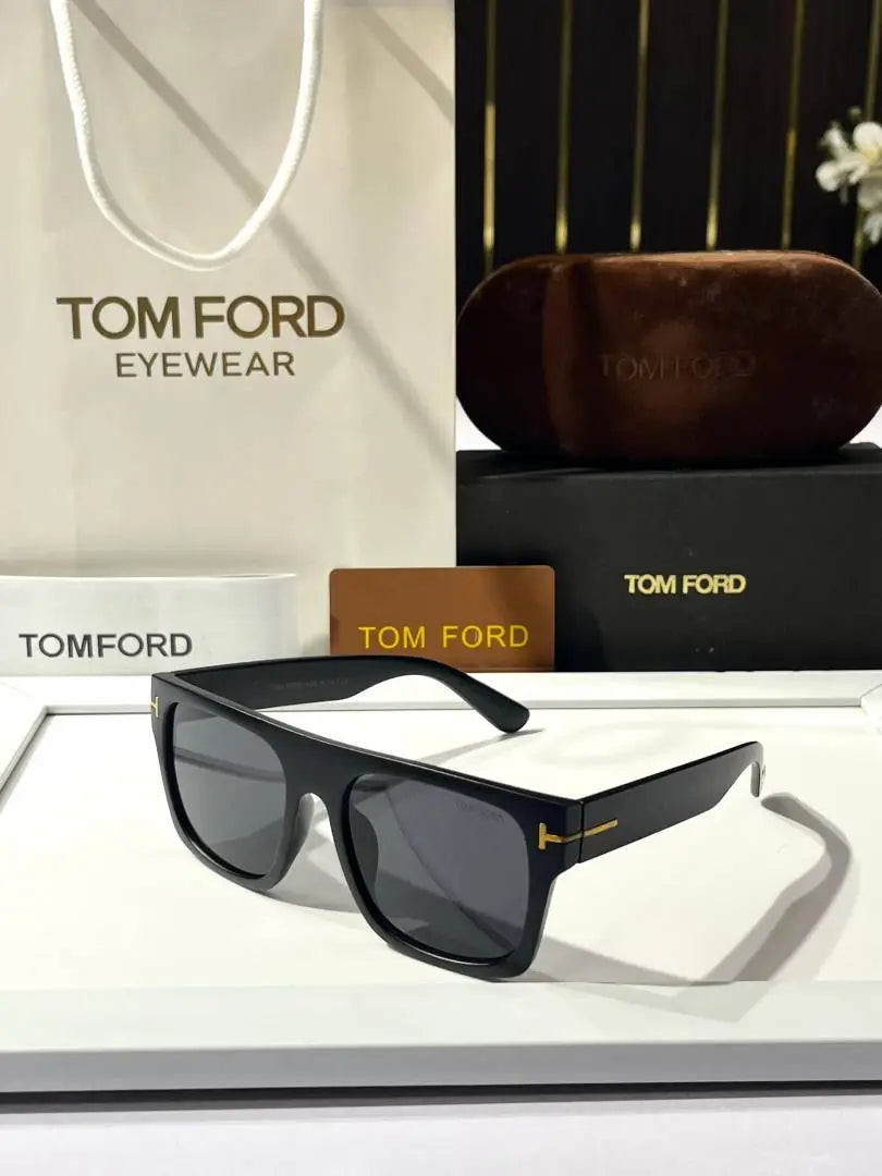 _Tom_ford_1922_blk