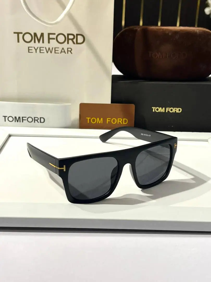 _Tom_ford_1922_blk