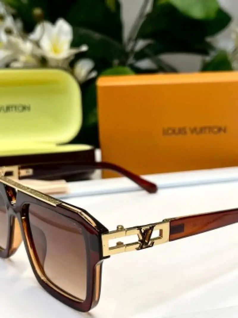 _Louis_vuitton_YH121_brown