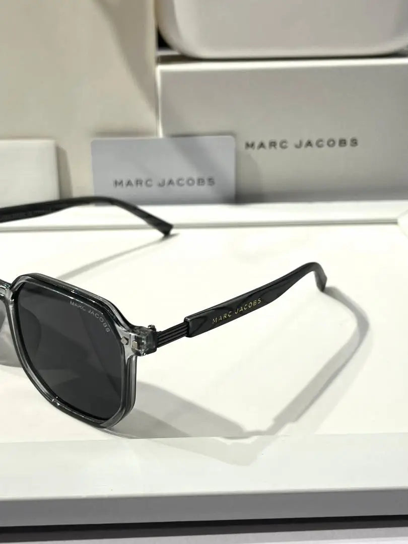 _Marc_jacobs_301_green