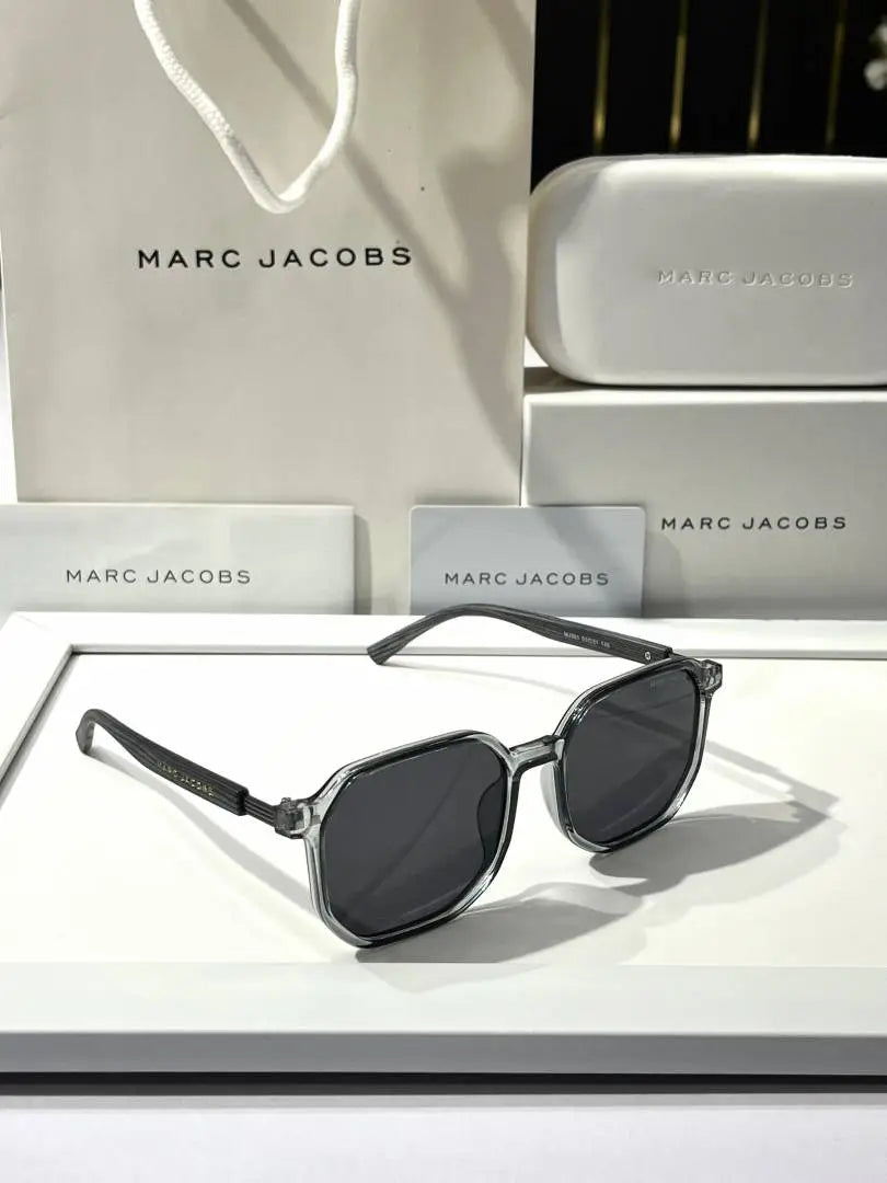_Marc_jacobs_301_green