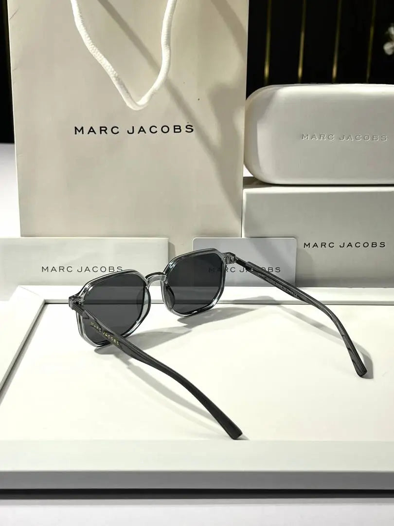 _Marc_jacobs_301_green