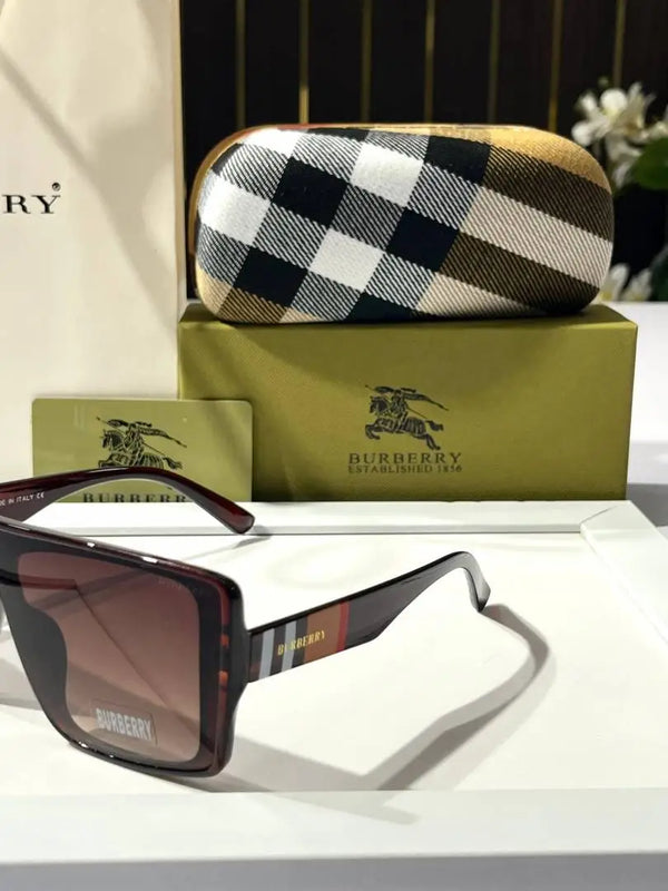 _Burberry_9059_