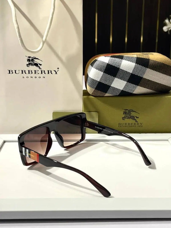 _Burberry_9059_