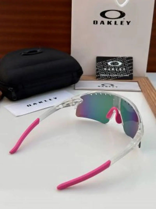 _Oakley_94002_
