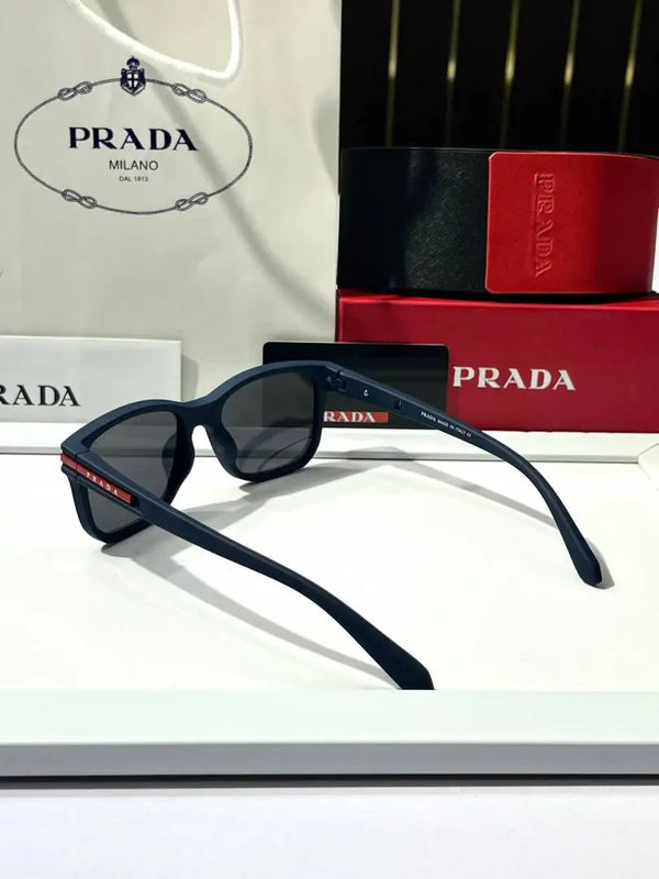 _Prada_2237_matt_blue