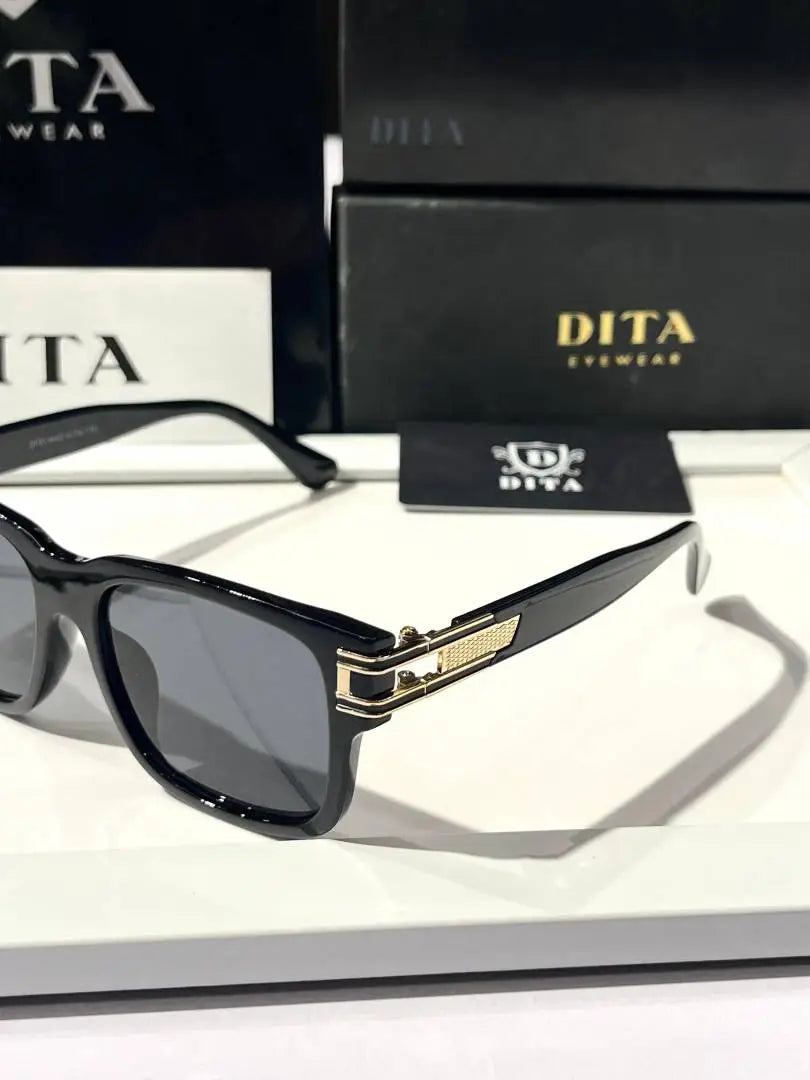 _Dita_336_blk_gold