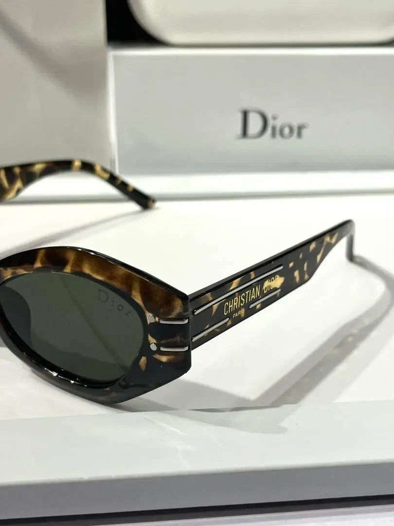 _Dior_3584_for_her