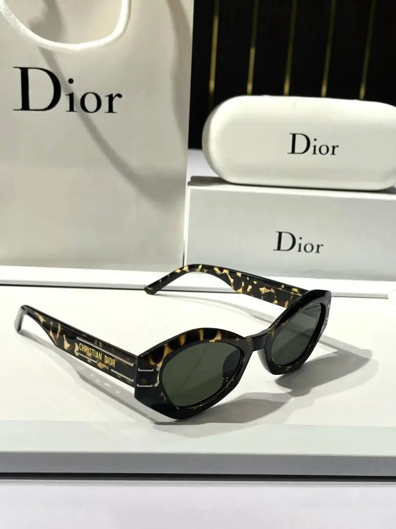 _Dior_3584_for_her