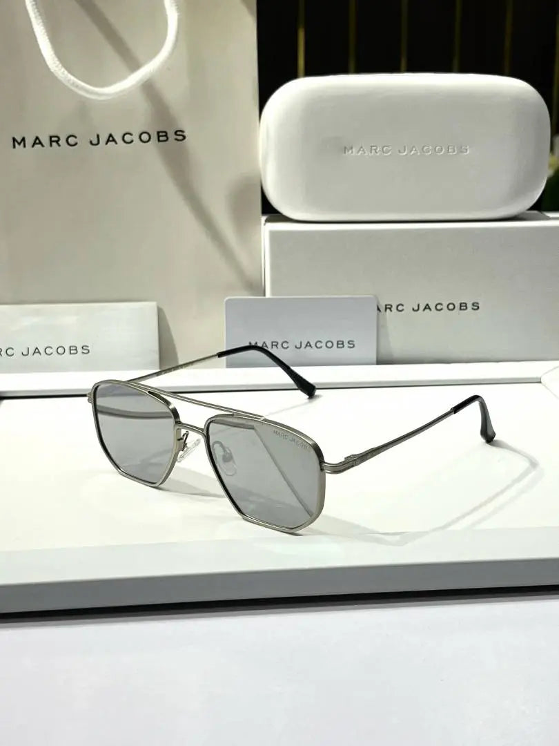 _Marc_jacobs_509_silver_grey