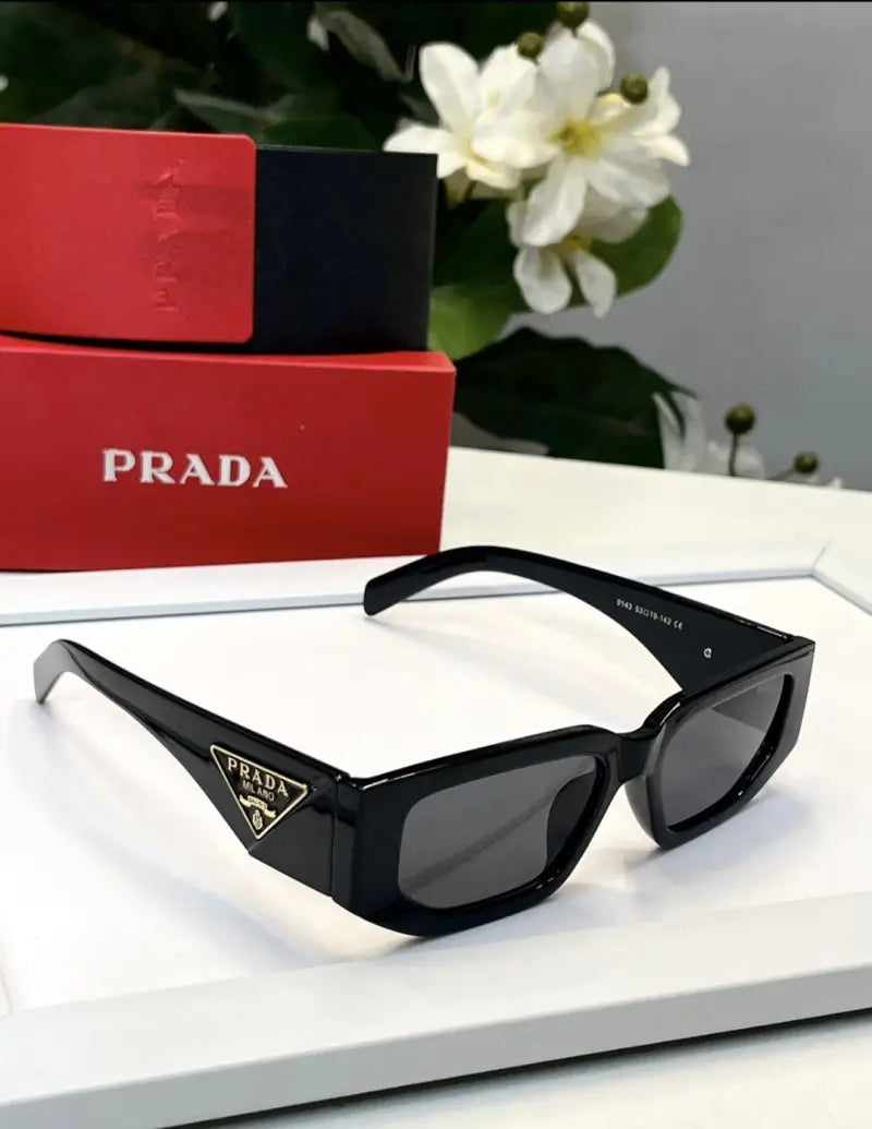 _Prada_milano_9143_black
