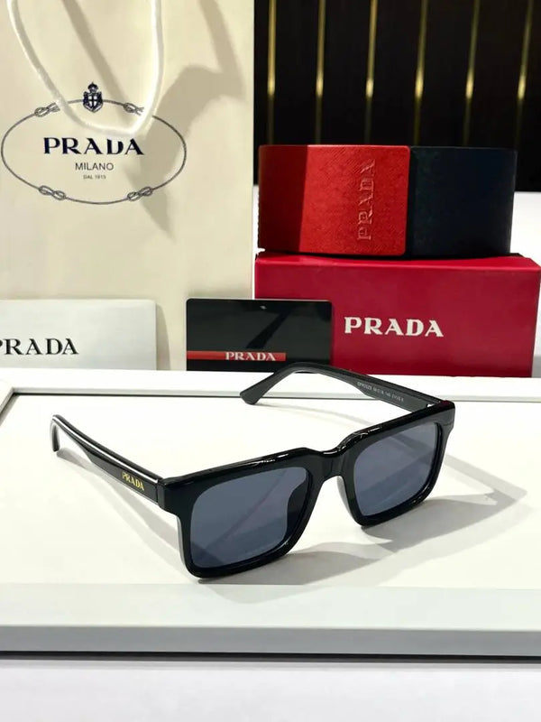 _Prada_25_black