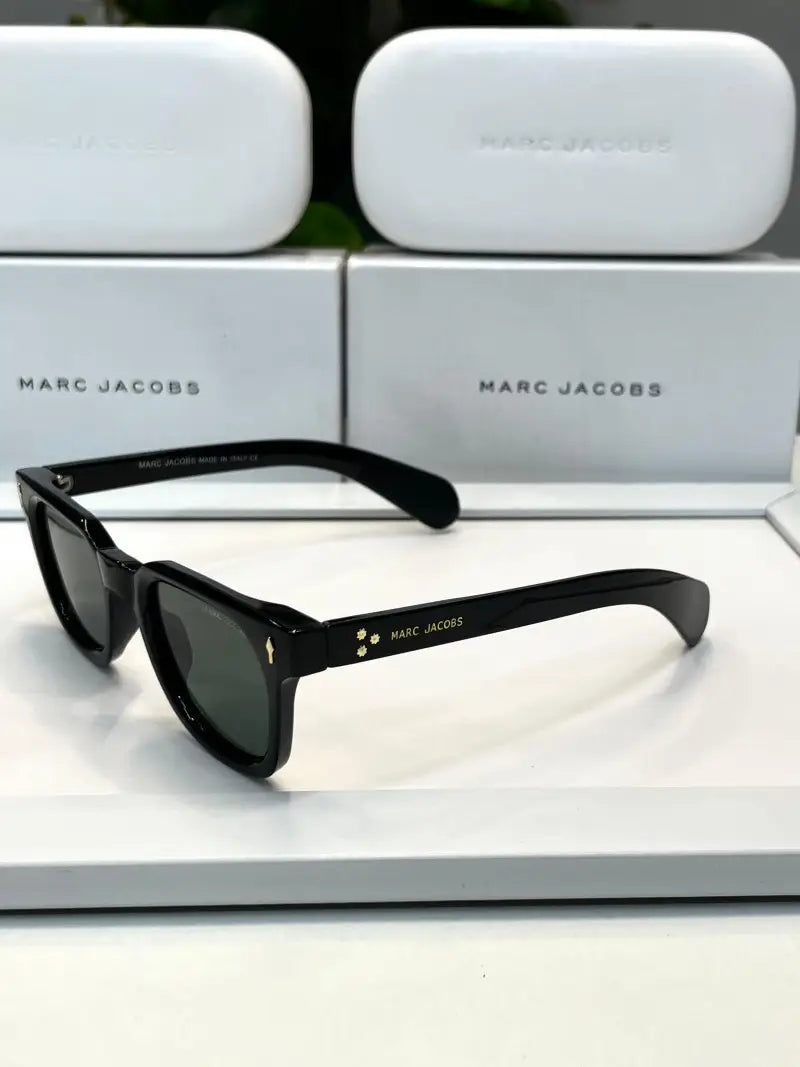 _Marc_jacobs_M1130_black