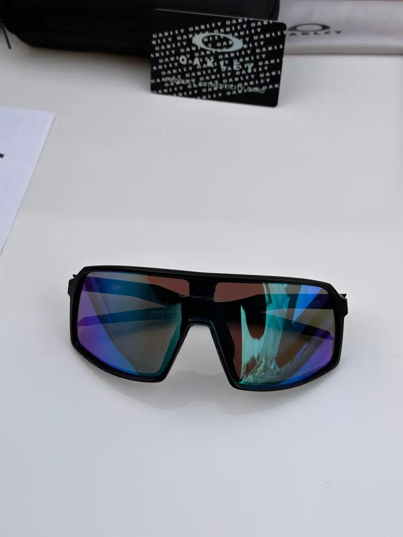 _Oakley_9406_blue_black