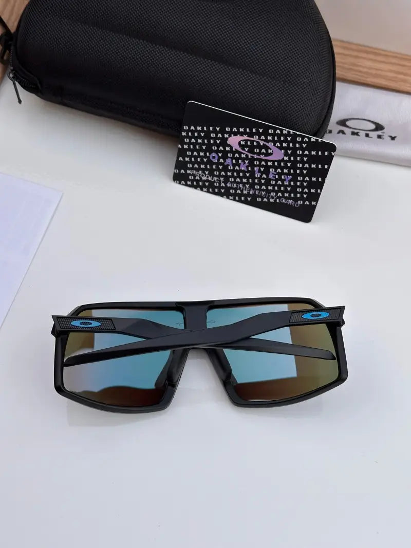 _Oakley_9406_blue_black