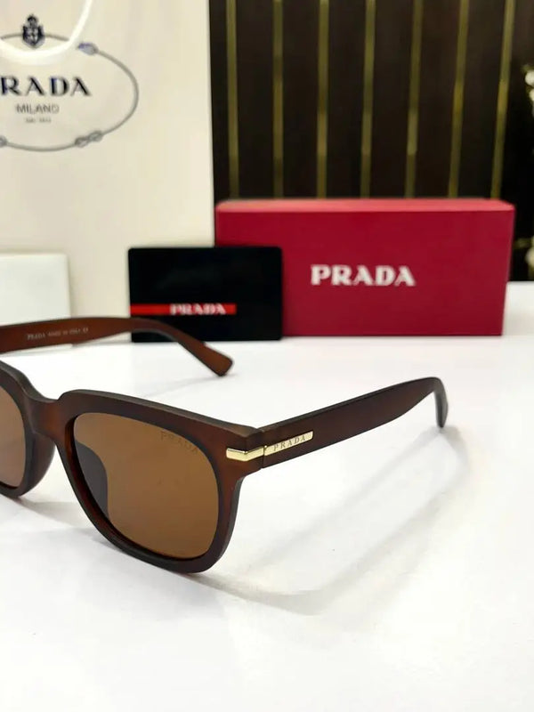 _Prada_04_brown