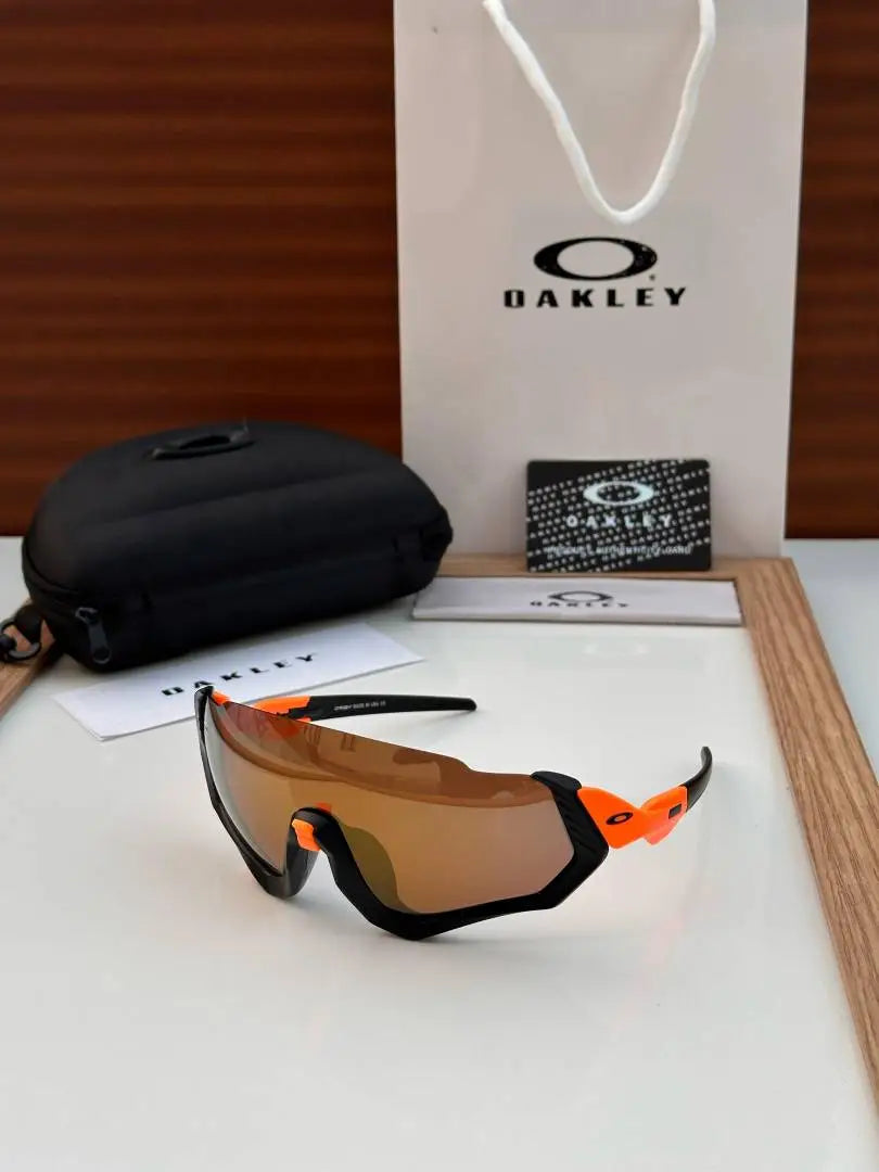 _Oakley_94001_