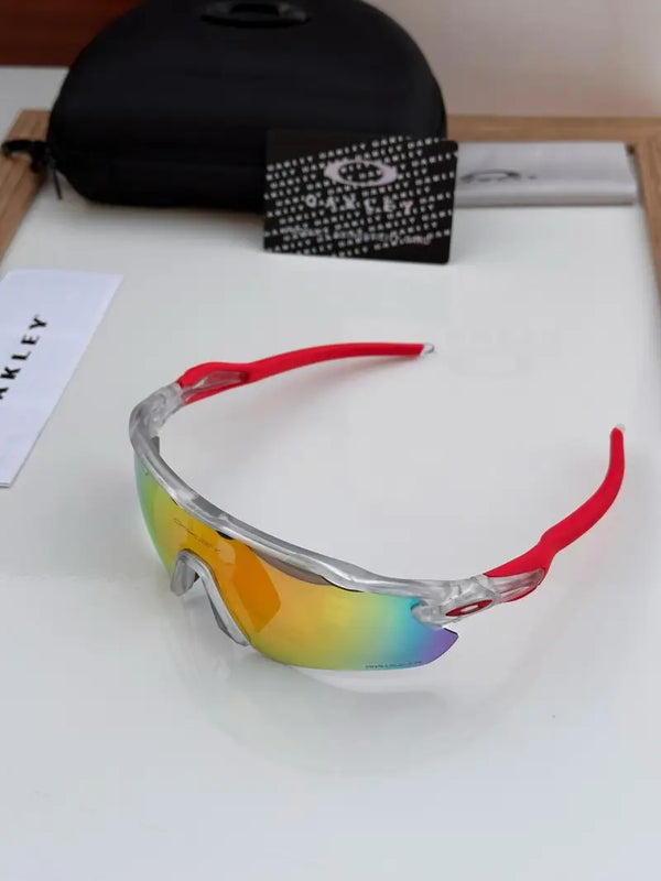 _Oakley_9208