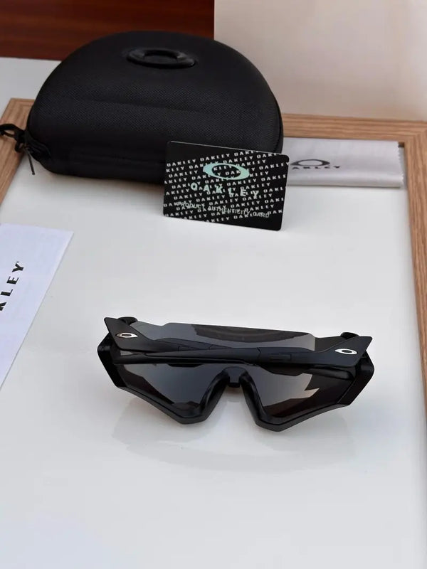 _Oakley_94001_black