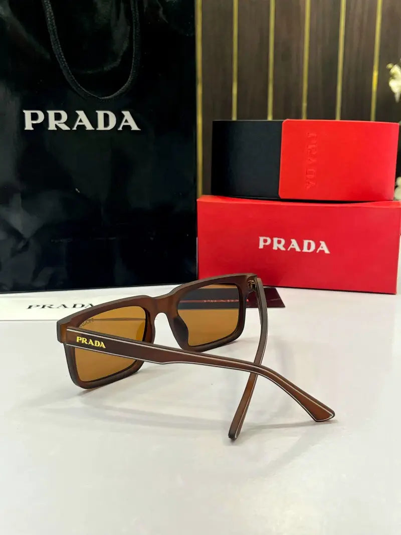 _Prada_25_brown