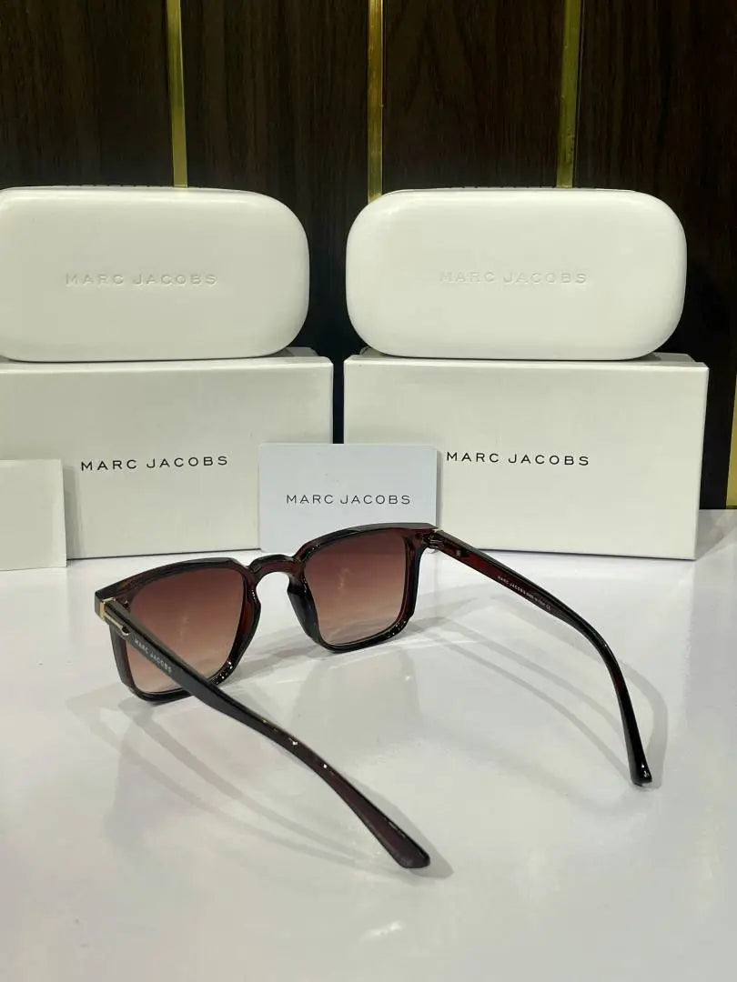 _Marc_jacobs_M113_brown