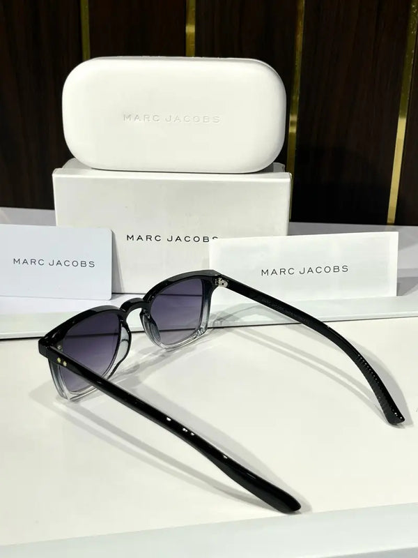_Marc_jacobs_M65026