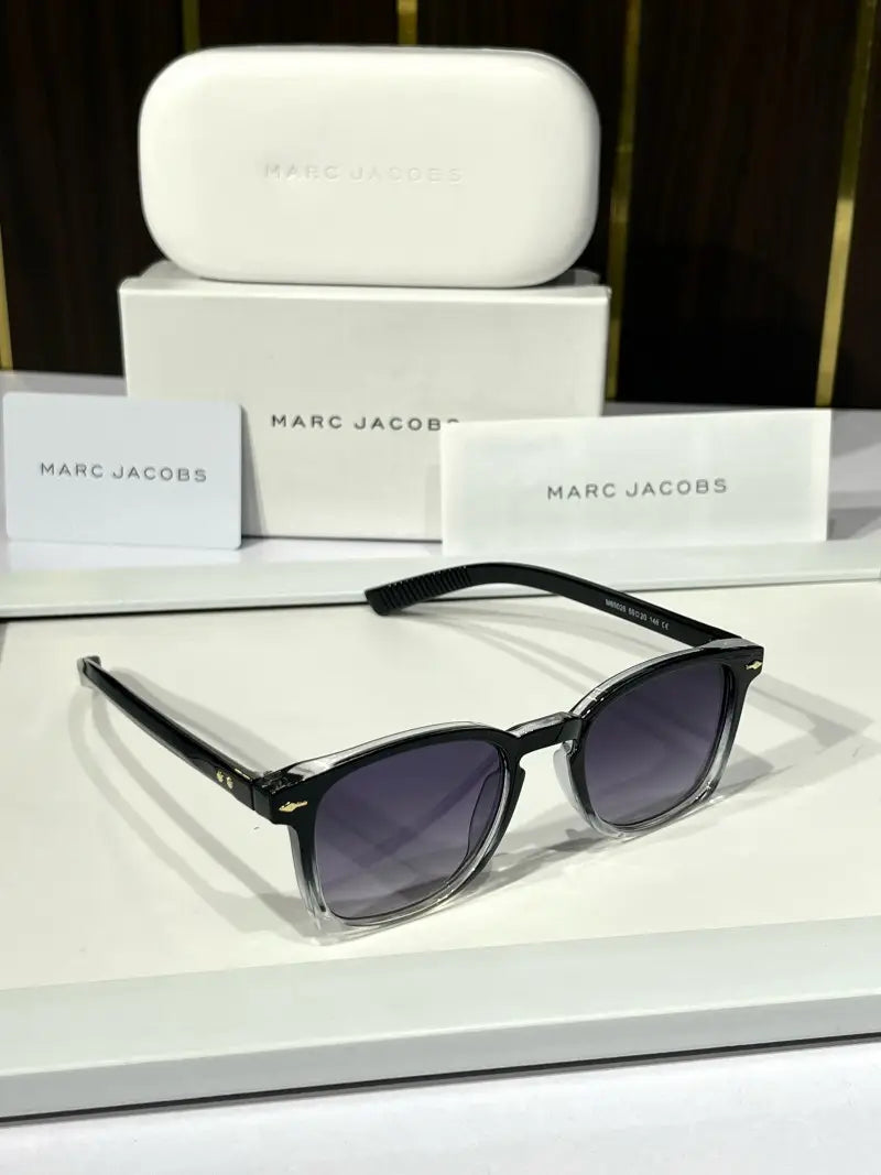 _Marc_jacobs_M65026