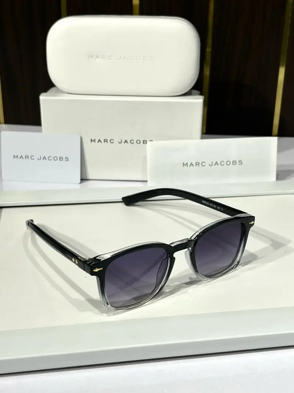 _Marc_jacobs_M65026