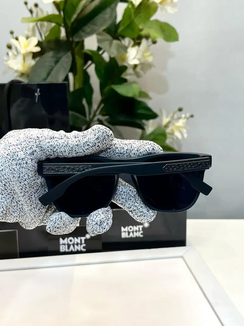 _Mont_blanc_023_black
