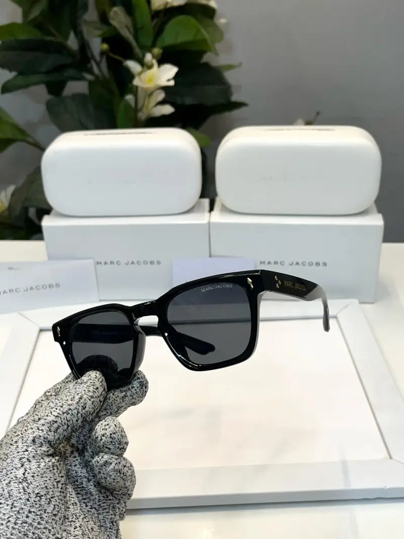 _Marc_jacobs_M1125_black