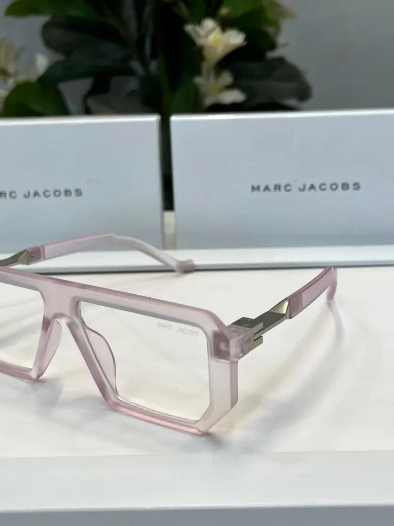 _Marc_jacobs_111_plano