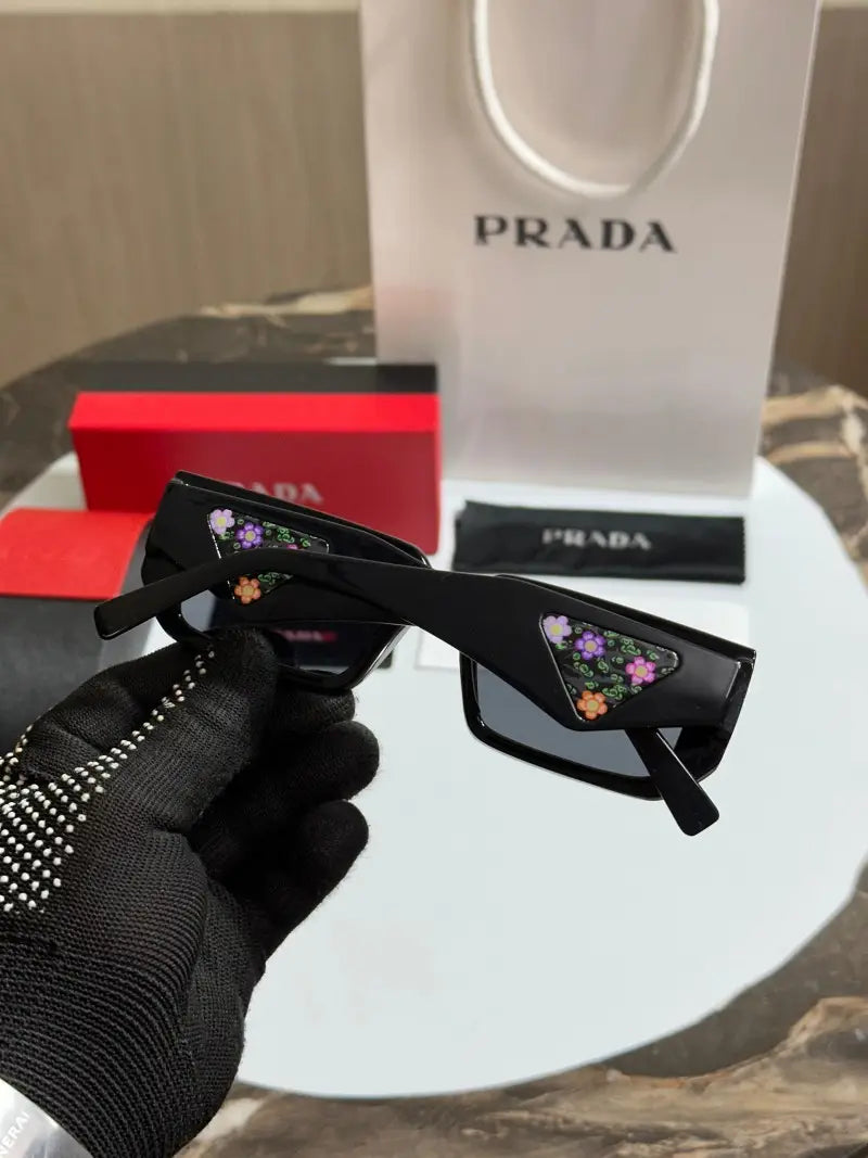 _Prada_milano_9103_black