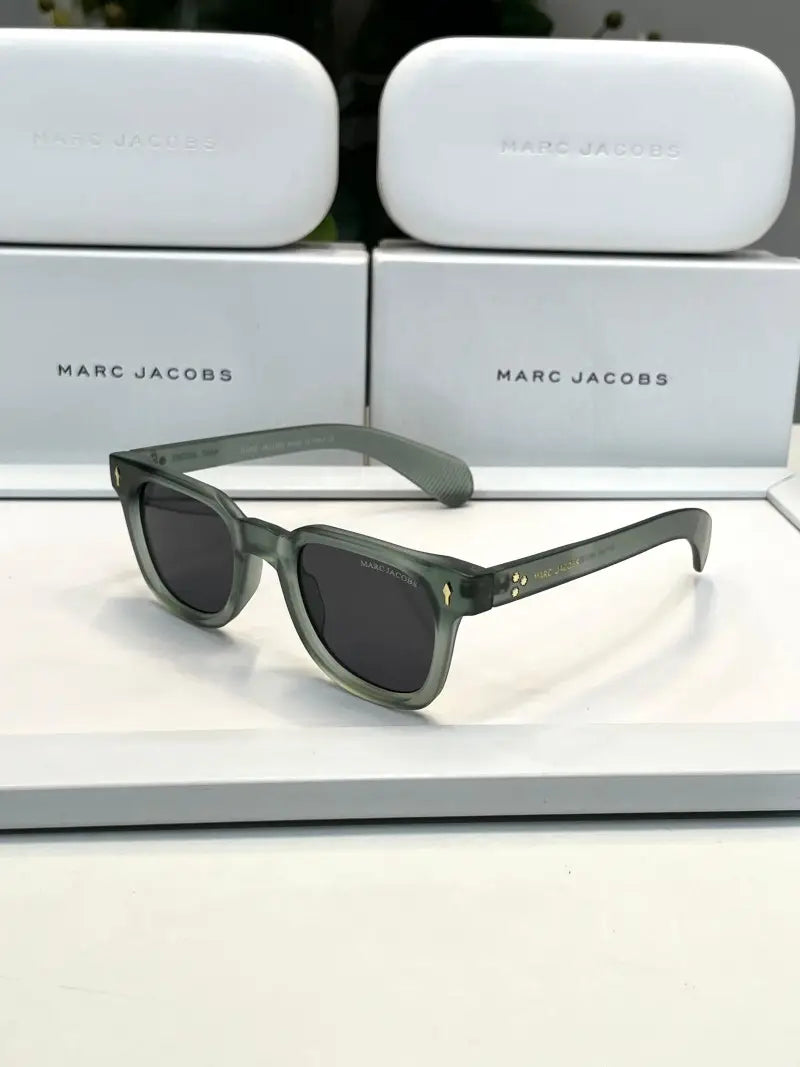 _Marc_jacobs_M1130_green